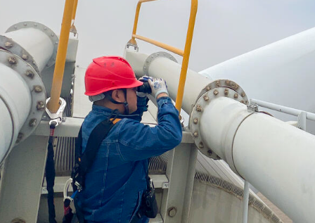 海上風(fēng)機(jī)葉片安裝高空作業(yè)防墜器安全守護(hù)